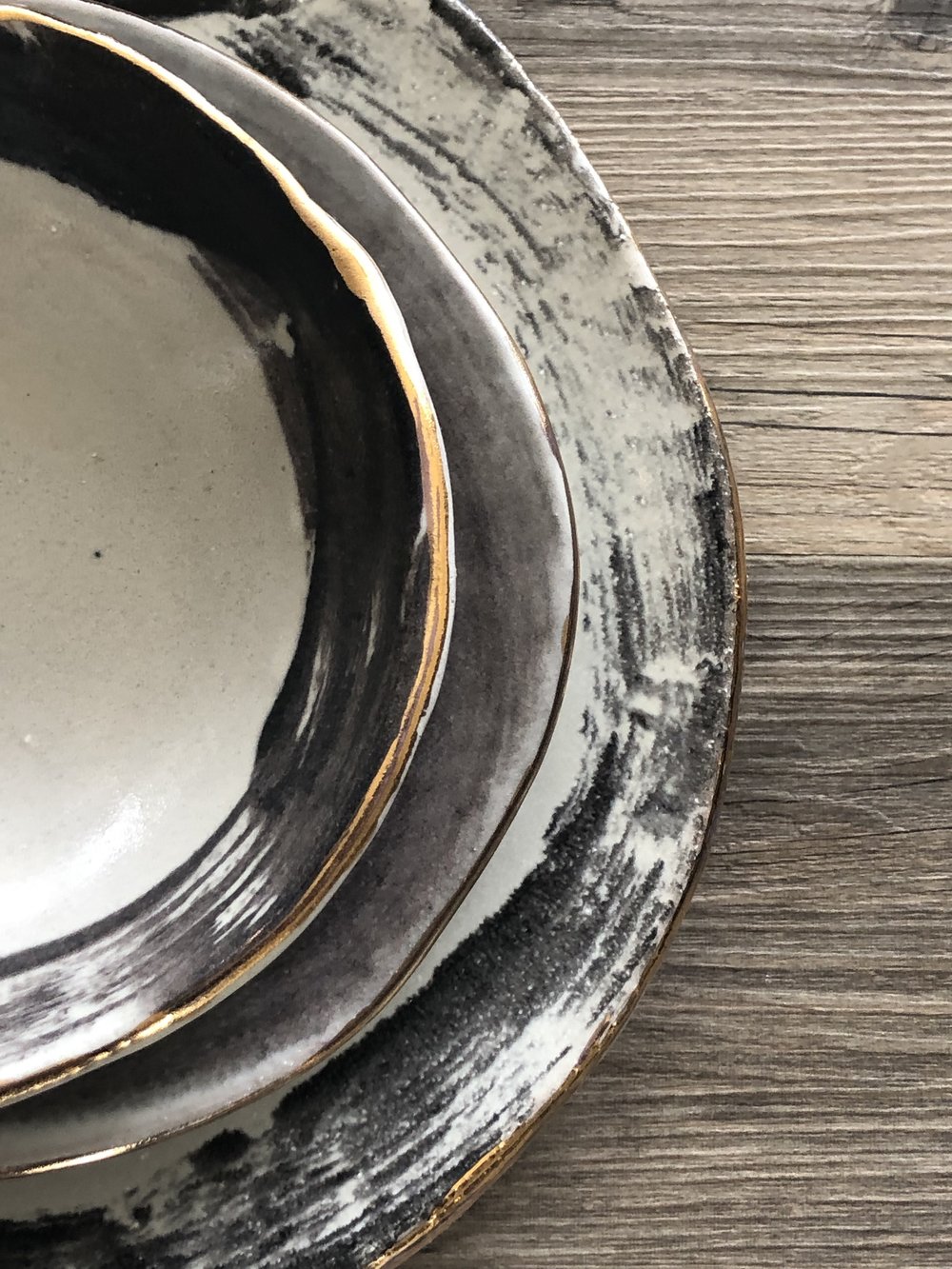 Yokohama Black and White Ceramic Dinnerware set, 22 karat Zen