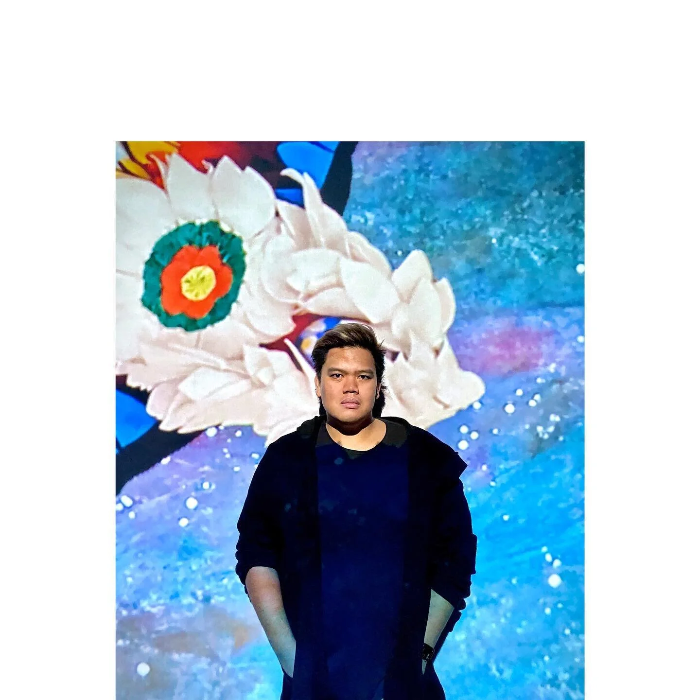 P R O - J E C T 🎵You&rsquo;re a beautiful sight, under the white light🎵
- -
- -
#art #artinstallation #culture #flutterexperience #installation #installationart #photo #photography #instagood #pose #instaphoto #azn #asian #asianboy #gay #gaysian #g