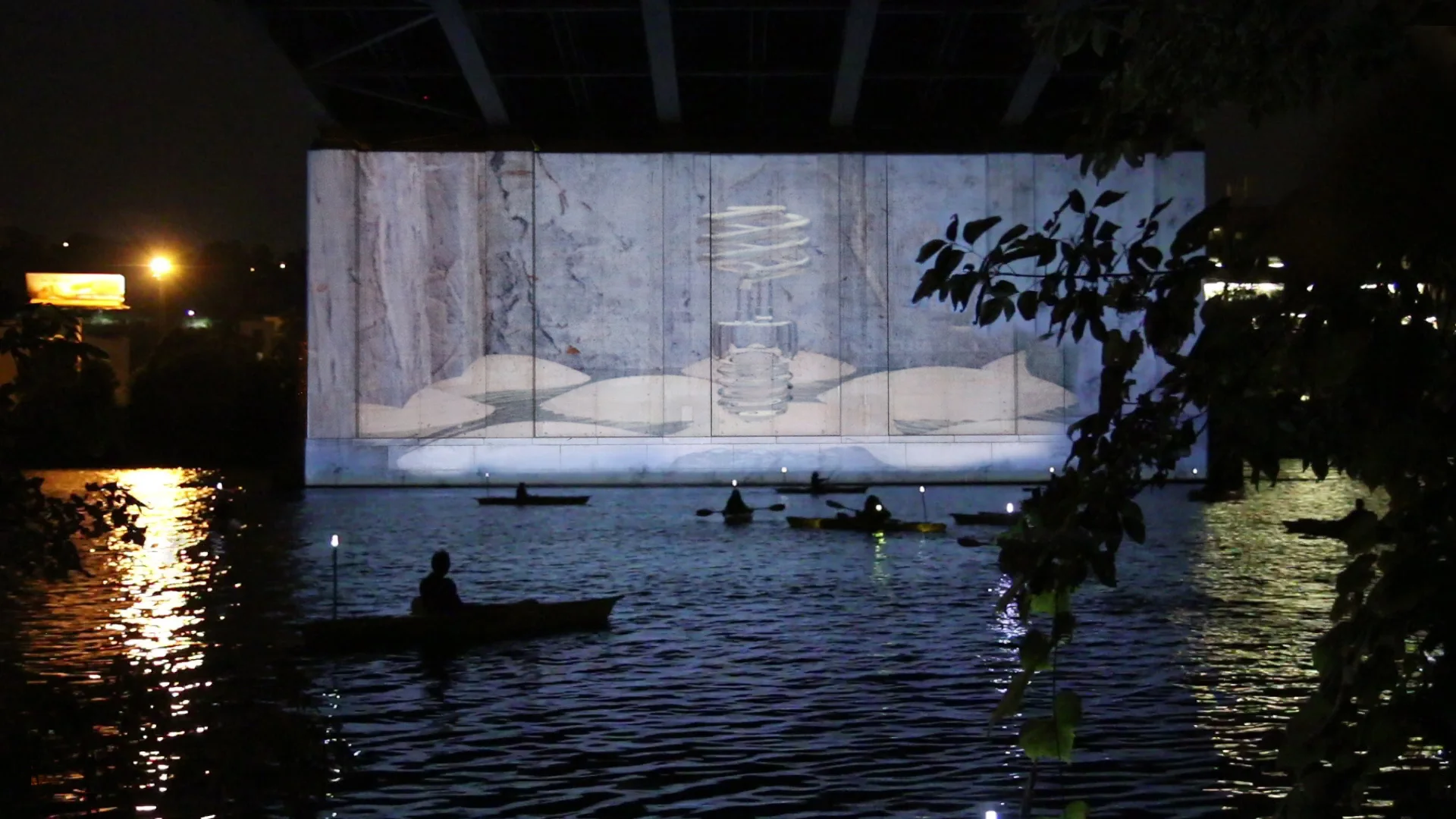 Dil Se by Dalena Tran, 2015 with H3O Kayak Tour organized by Venture Outdoors