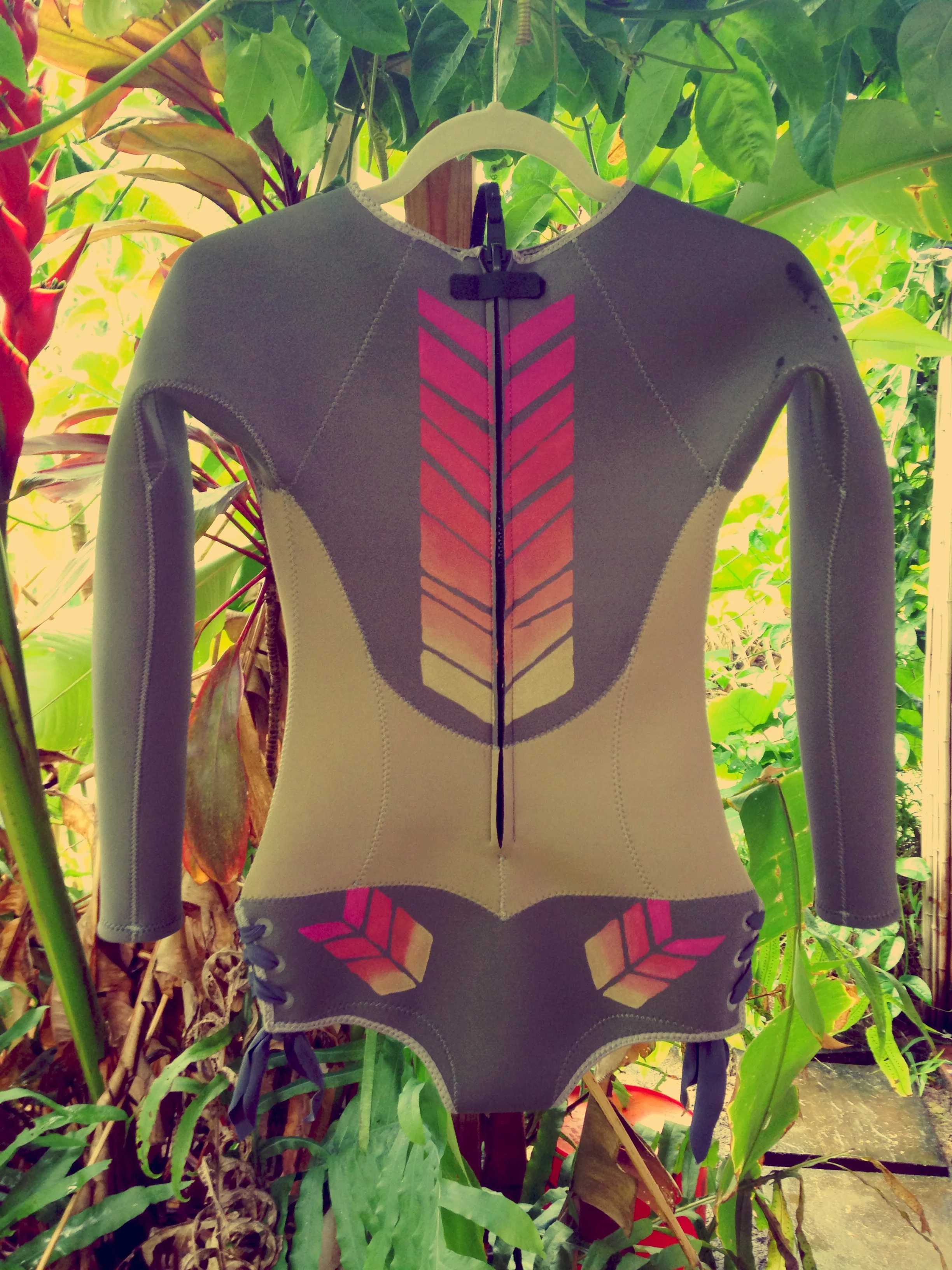 SIRENSONG ☮ WETSUITS