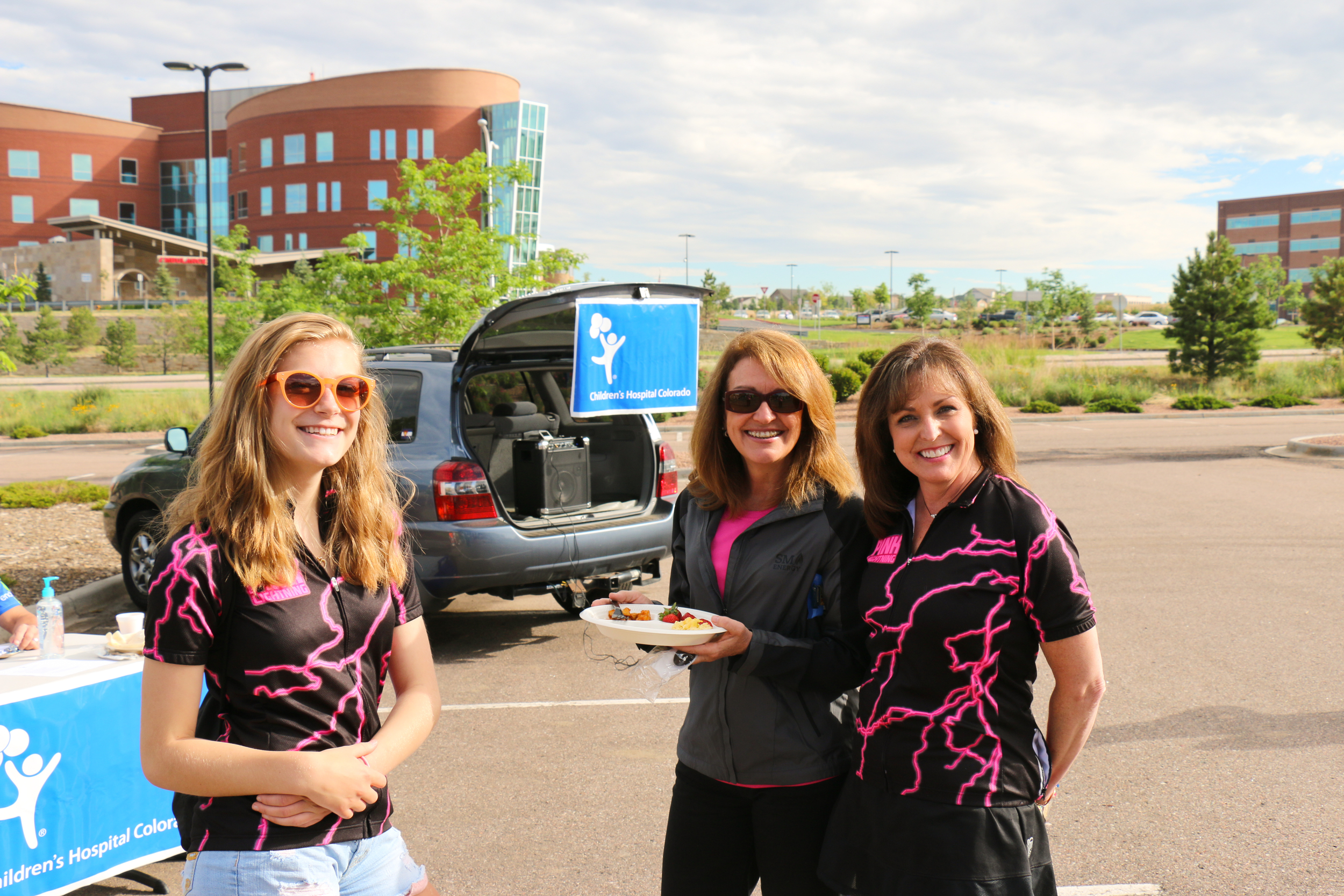 Madi, Aunt Nancy and Mom Wendy