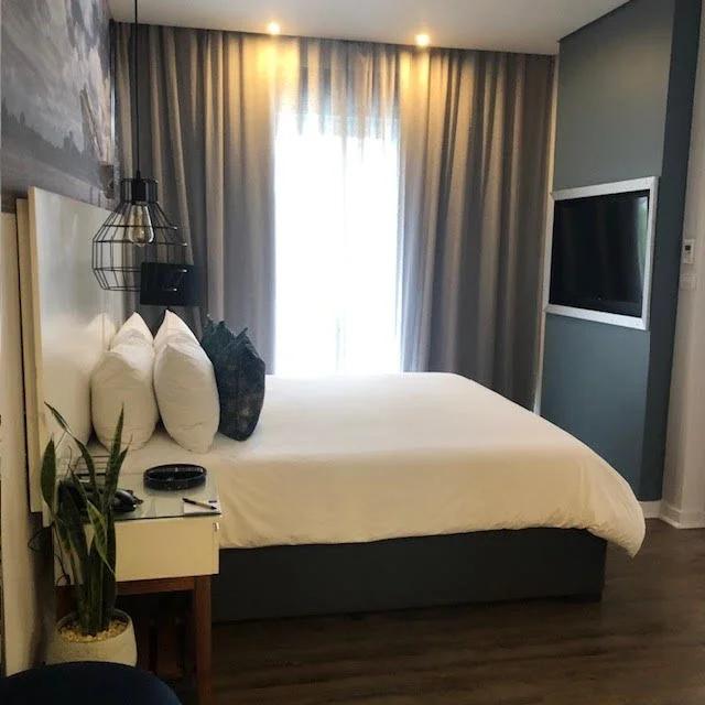 Suite Bedroom© Flyga Twiga™ LLC.jpg