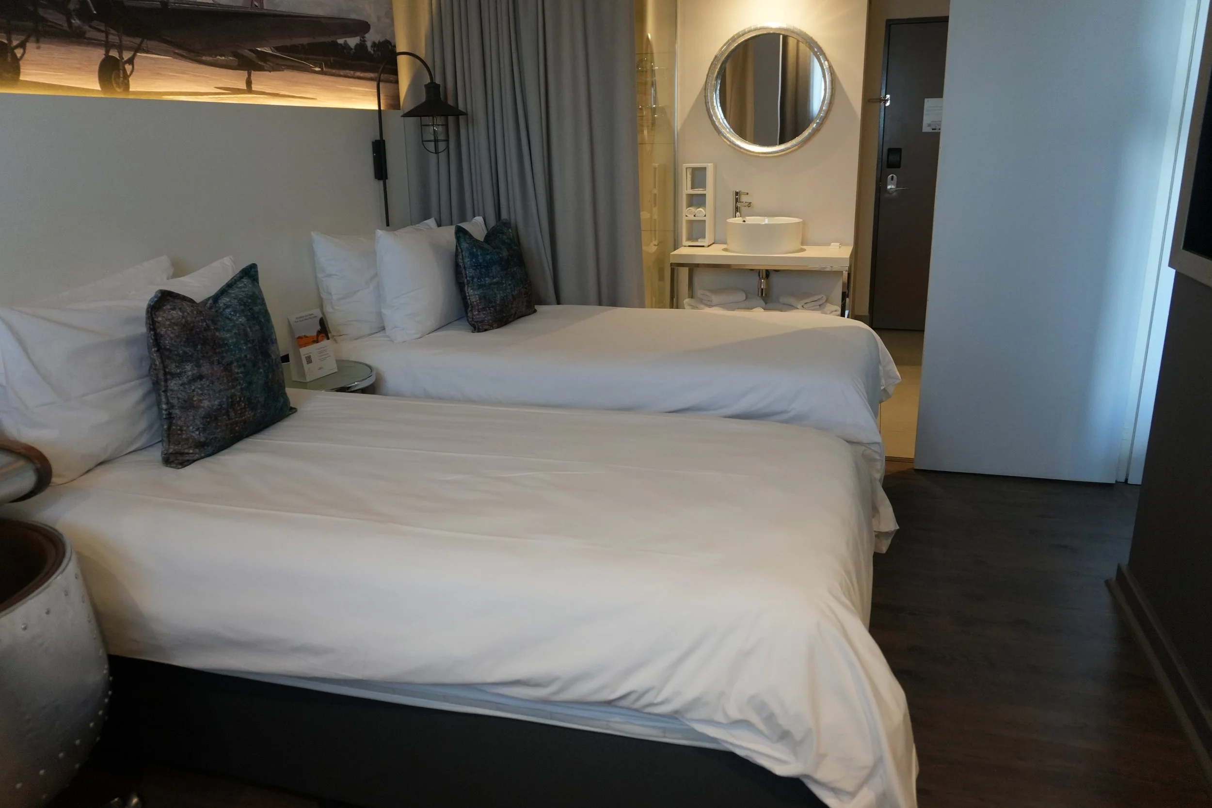 Protea Adjacent Room © Flyga Twiga™ LLC.JPG