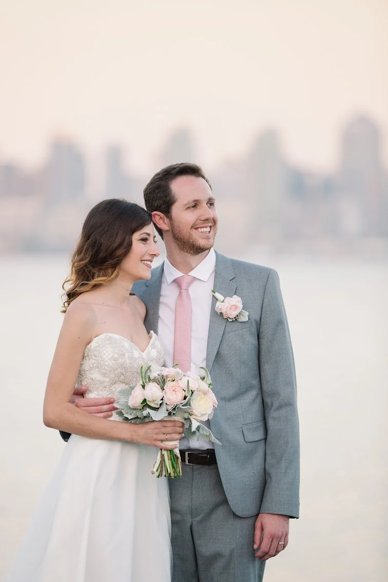 Champagne & blush wedding by San Diego wedding florist, Compass Floral.