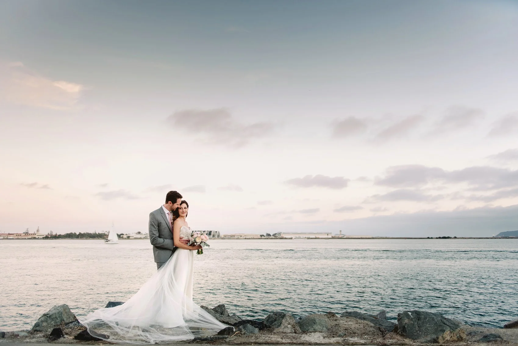 Champagne & blush wedding by San Diego wedding florist, Compass Floral.