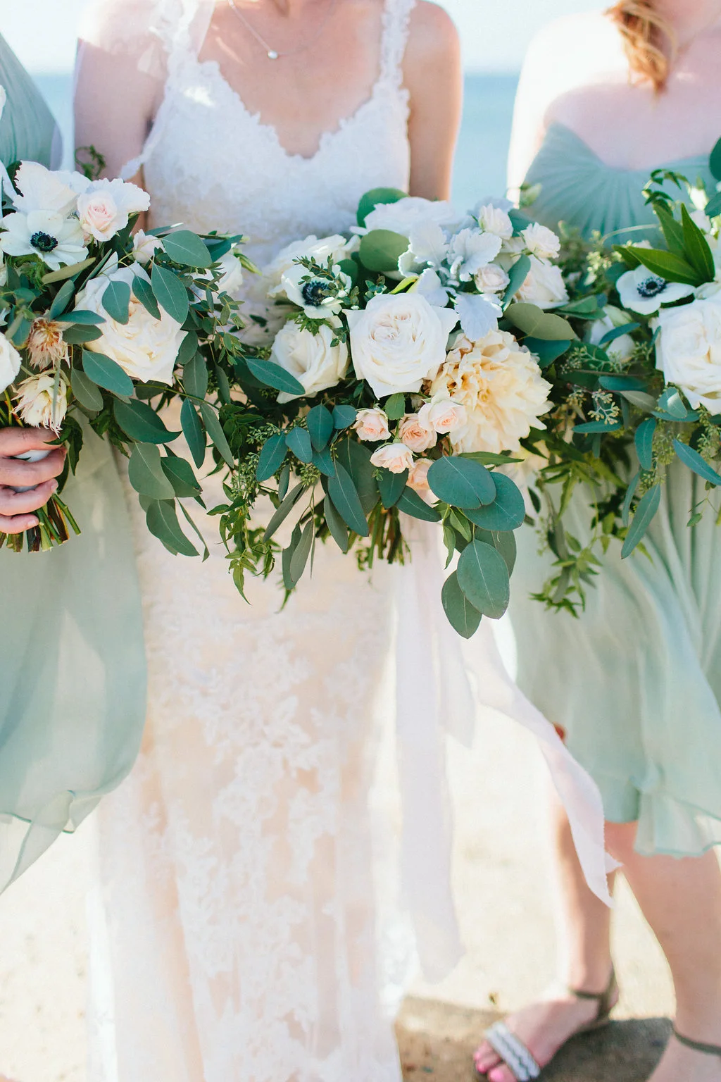 Blush & ivory beach wedding | La Jolla Weddings | Compass Floral Design | Wedding Florist in San Diego and Southern California | Aga Jones Photography