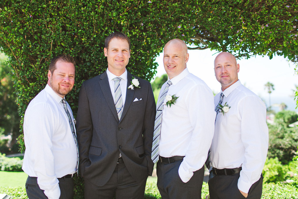 Blush & ivory boutonnieres | La Jolla Weddings | Compass Floral Design | Wedding Florist in San Diego and Southern California | Aga Jones Photography