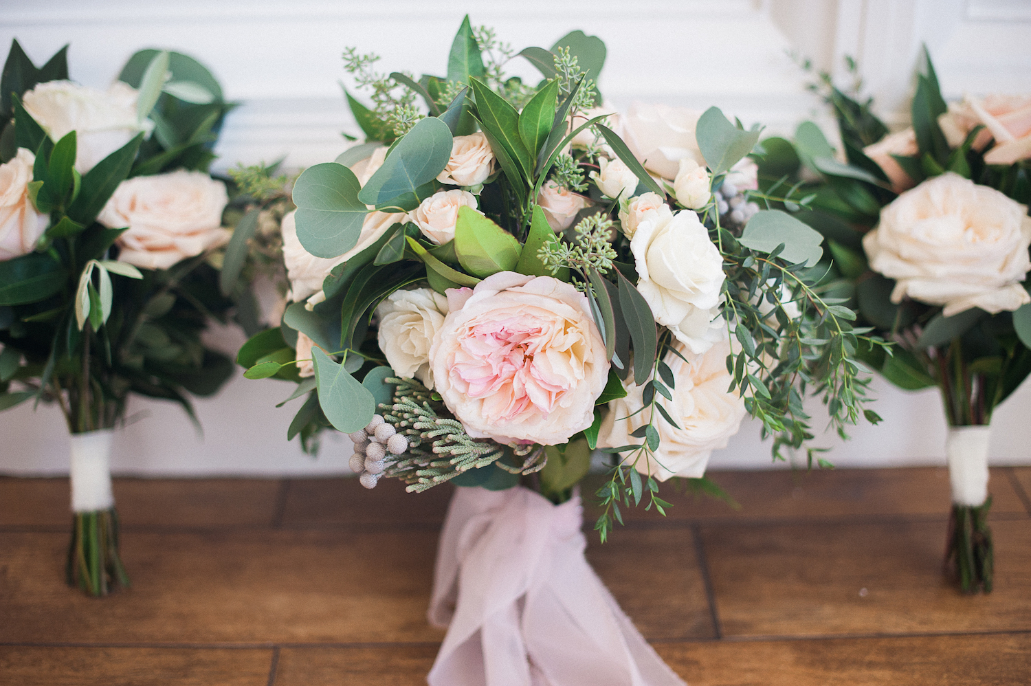 Carmel Mountain Ranch Country Club Blush & ivory, garden rose wedding by San Diego wedding florist, Compass Floral. Brandi Welles Photography.