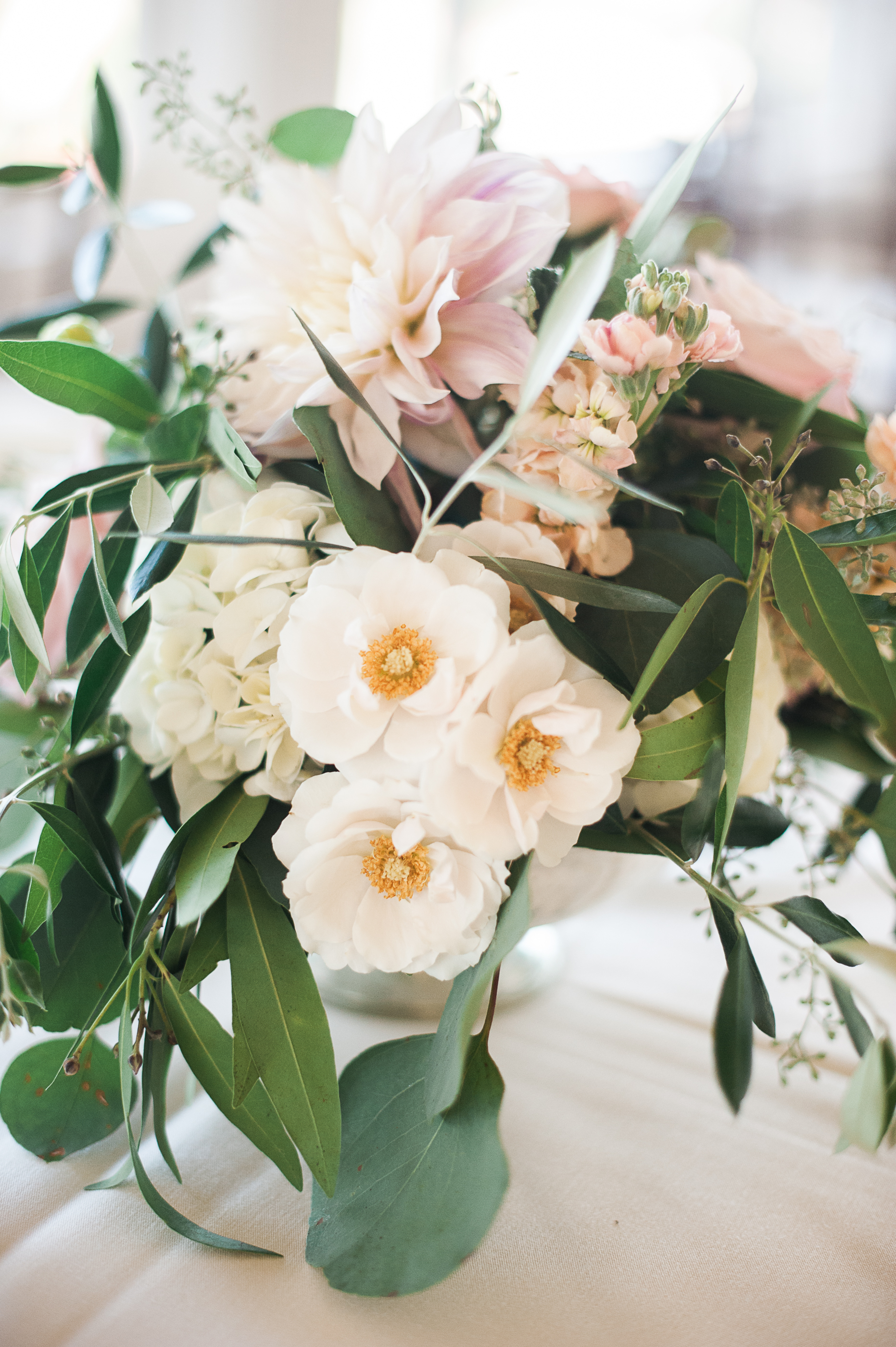 Blush & ivory, garden romantic wedding by San Diego wedding florist, Compass Floral. Brandi Welles Photography.