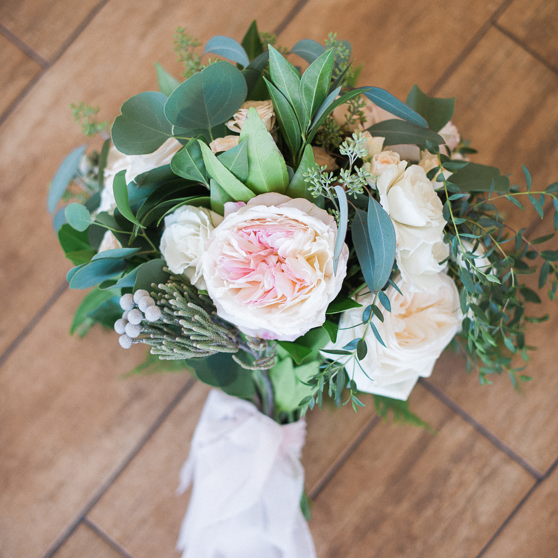Carmel Mountain Ranch Country Club Blush & ivory, garden rose romantic bridal bouquet by San Diego wedding florist, Compass Floral. Brandi Welles Photography.