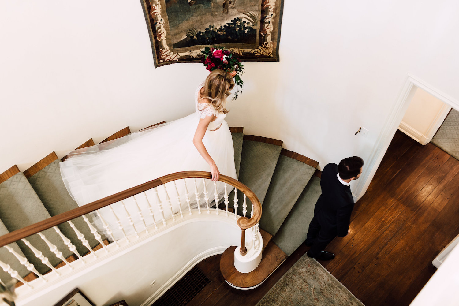 Classic, modern jewel tone wedding by Compass Floral. Venue: The Darlington House, La Jolla. Photographer: Plum & Oak