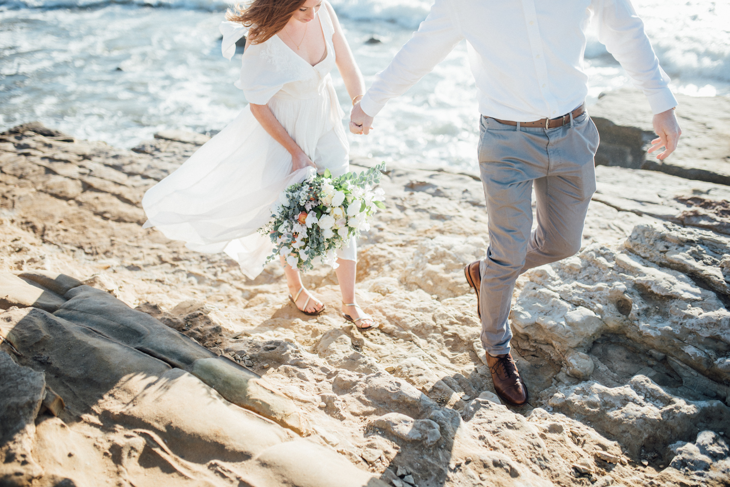 Beach anniversary editorial by San Diego florist, Compass Floral // Eva Lin Photography.