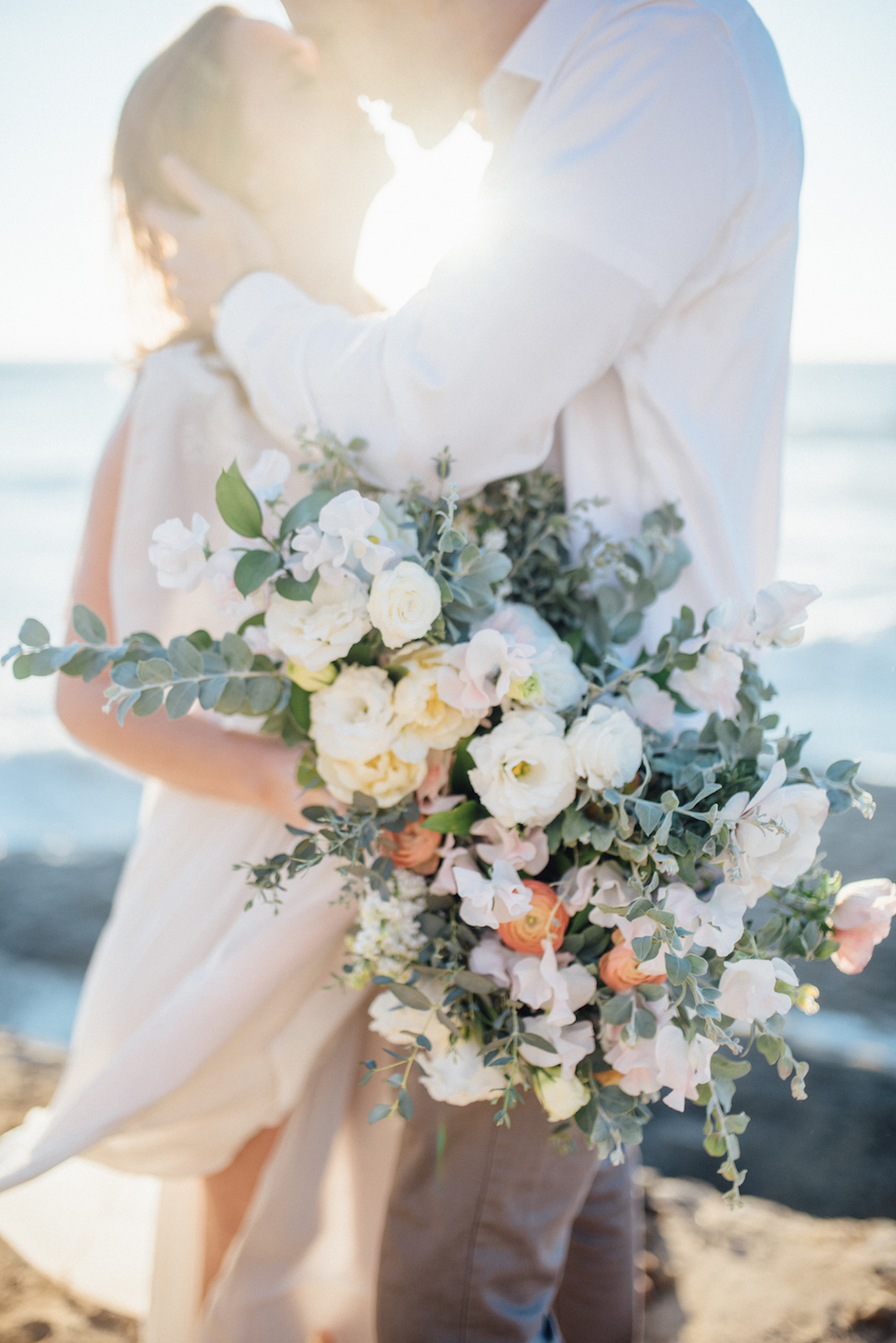 Ivory, blush & peach bridal bouquet by San Diego florist, Compass Floral // Eva Lin Photography.