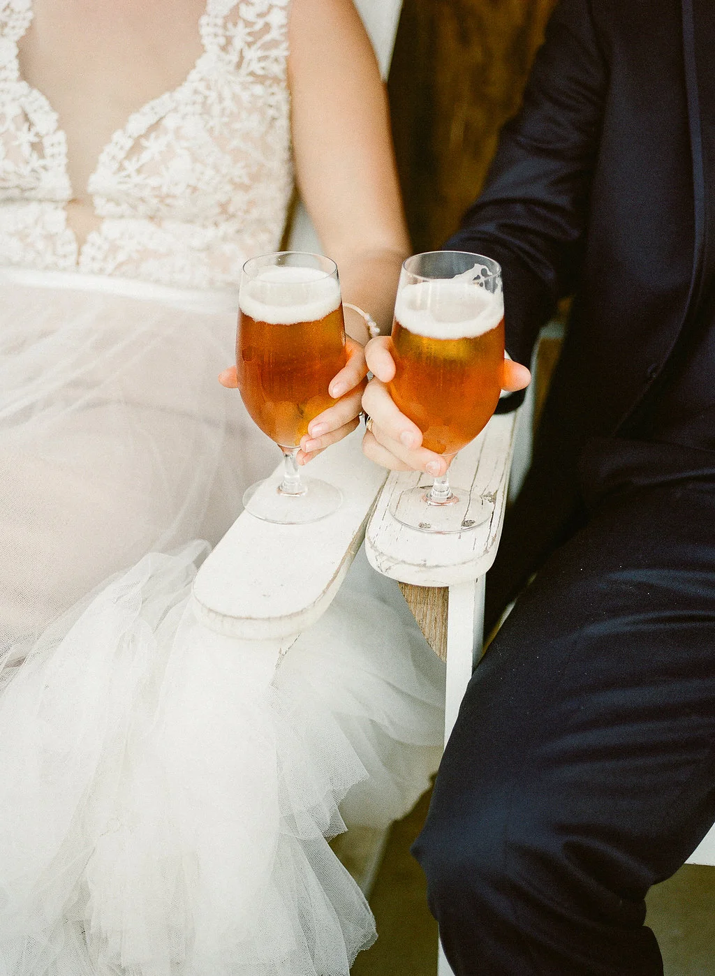  Beer wedding signature drink | Fallbrook Treehouse | Compass Floral | Wedding Florist in San Diego and Southern California | Allie Lindsey Photography