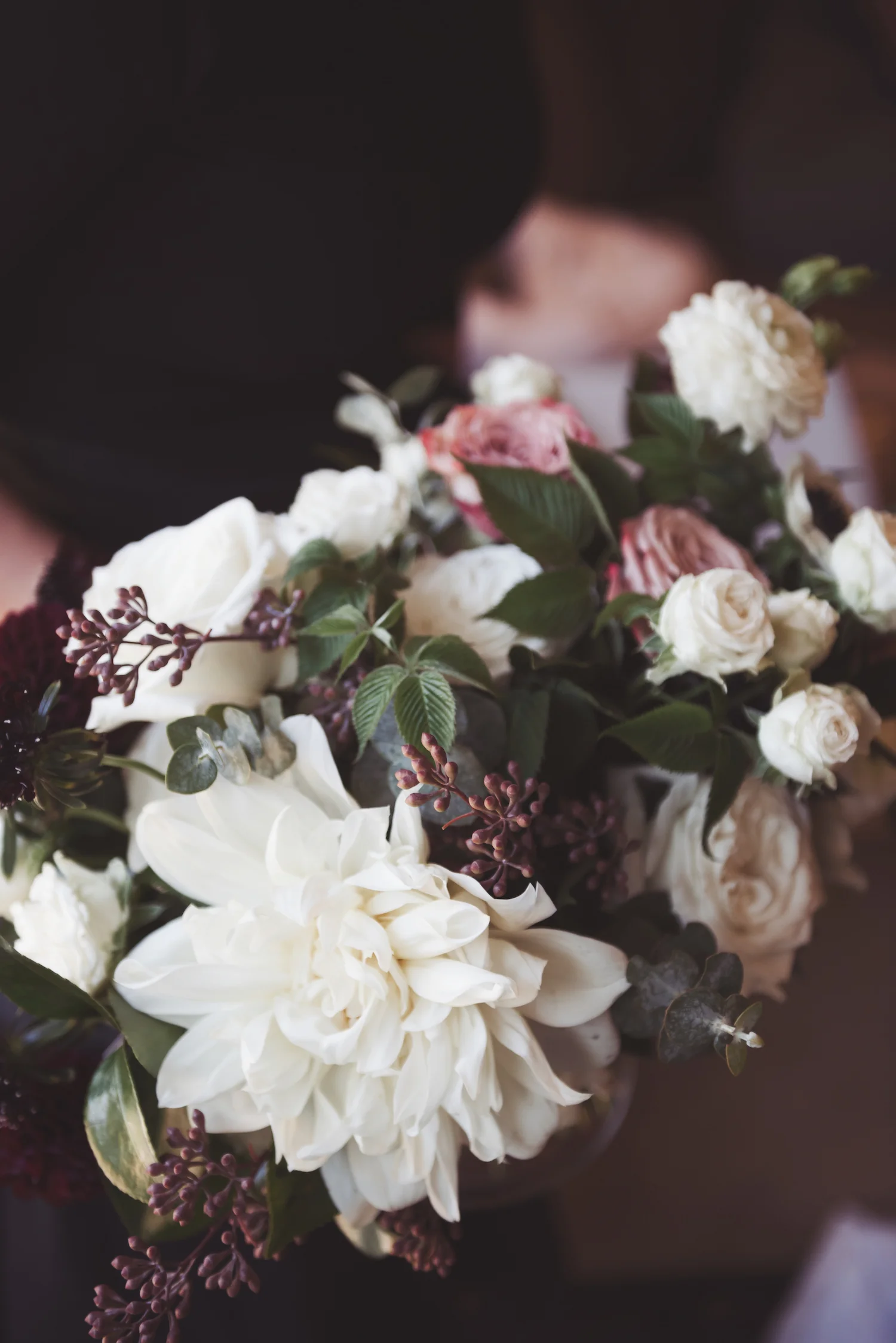 Moody, earthy, glamorous wedding | Estancia Weddings | Compass Floral Design | Wedding Florist in San Diego and Southern California | Brit Jaye Photography