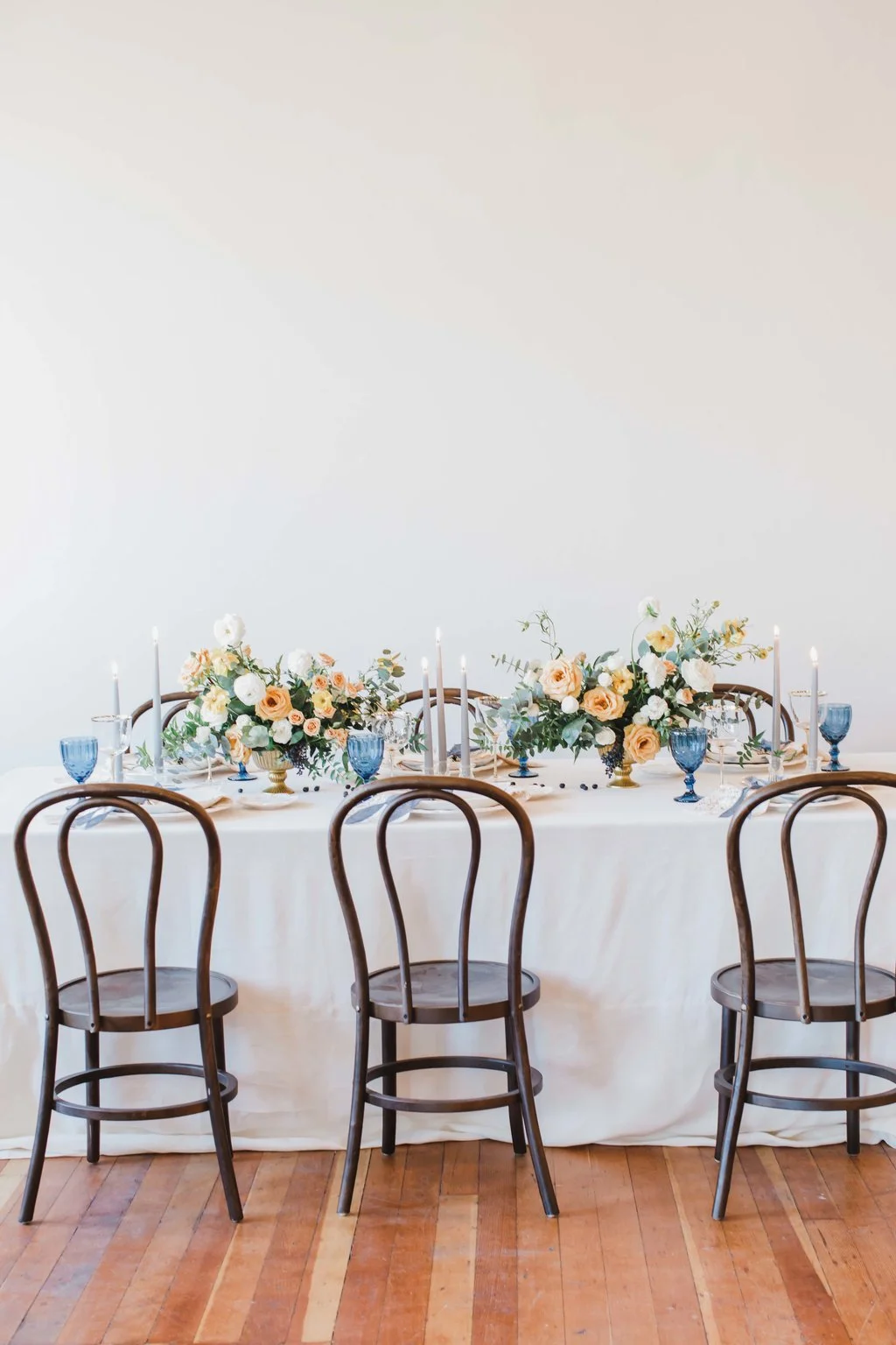 Garden Romantic Wedding Centerpiece | Franciscan Gardens, San Juan Capistrano | Compass Floral | Wedding Florist in San Diego and Southern California | Jessica Jaccarino Photography