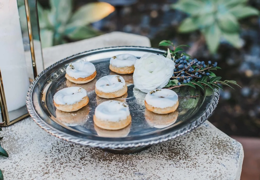 Gold marble wedding donuts | Franciscan Gardens, San Juan Capistrano | Compass Floral | Wedding Florist in San Diego and Southern California | Jessica Jaccarino Photography