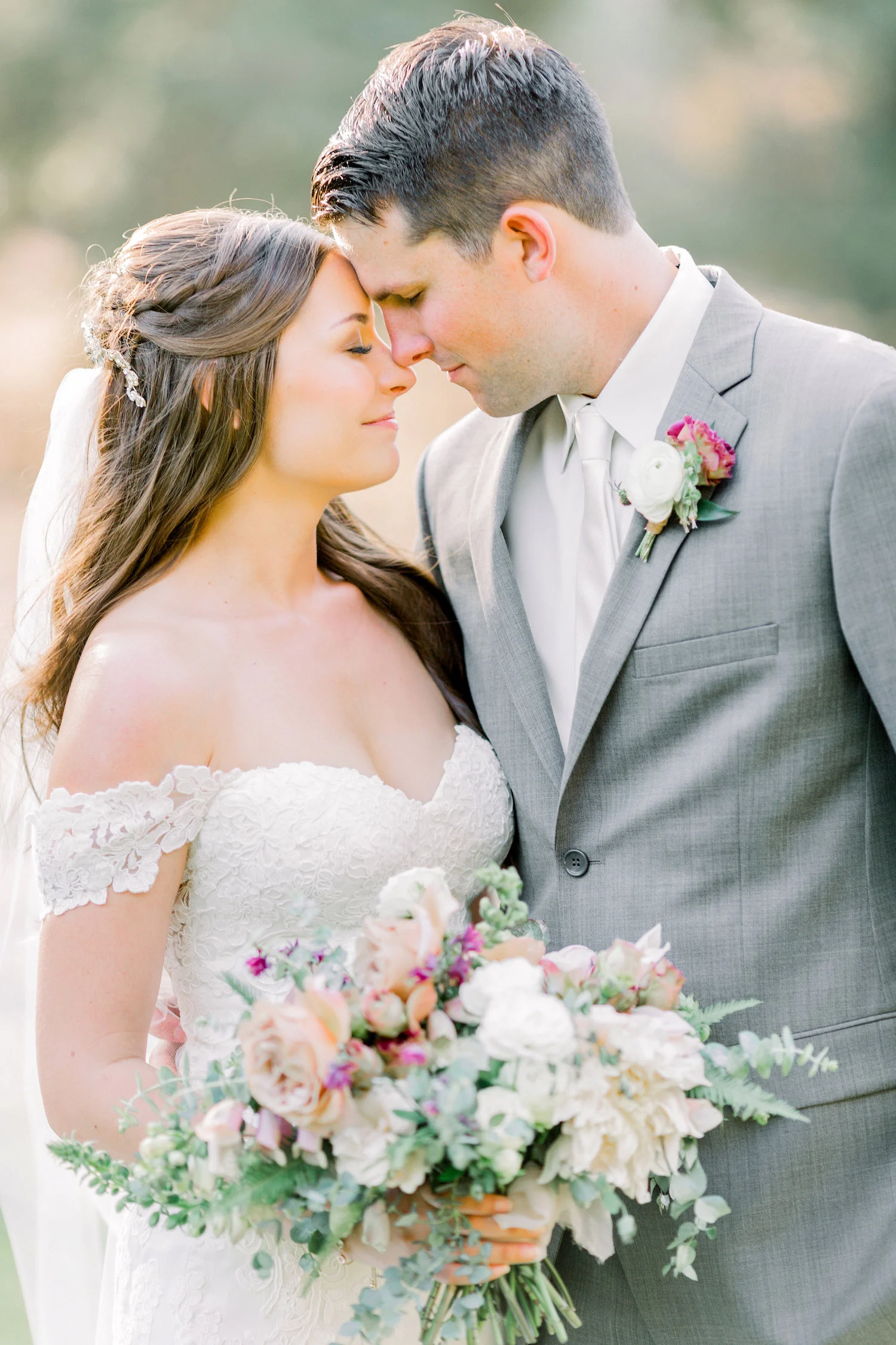 Blush, ivory, dusty rose bridal bouquet | Temecula Creek Inn | Compass Floral | Wedding Florist in San Diego and Southern California | Pauline Conway Photography