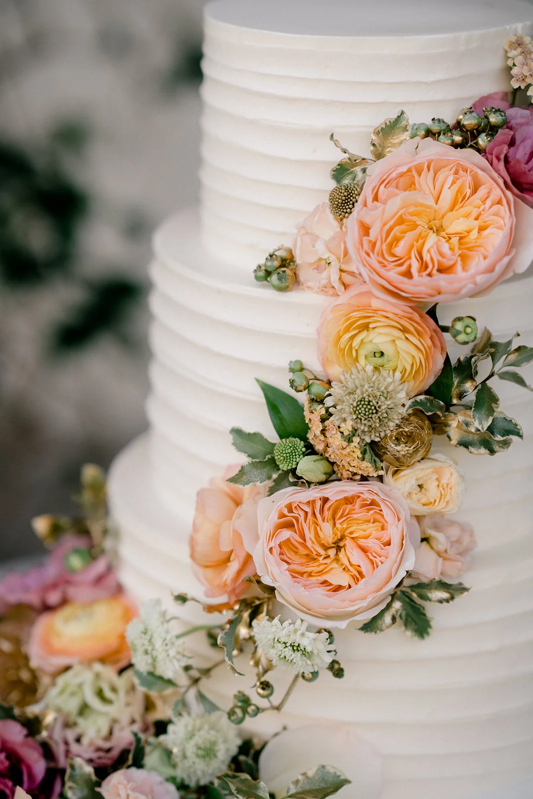 Gold dusted wedding cake flowers | The Inn at Rancho Santa Fe | Compass Floral | Wedding Florist in San Diego and Southern California | Shane and Lauren Photography