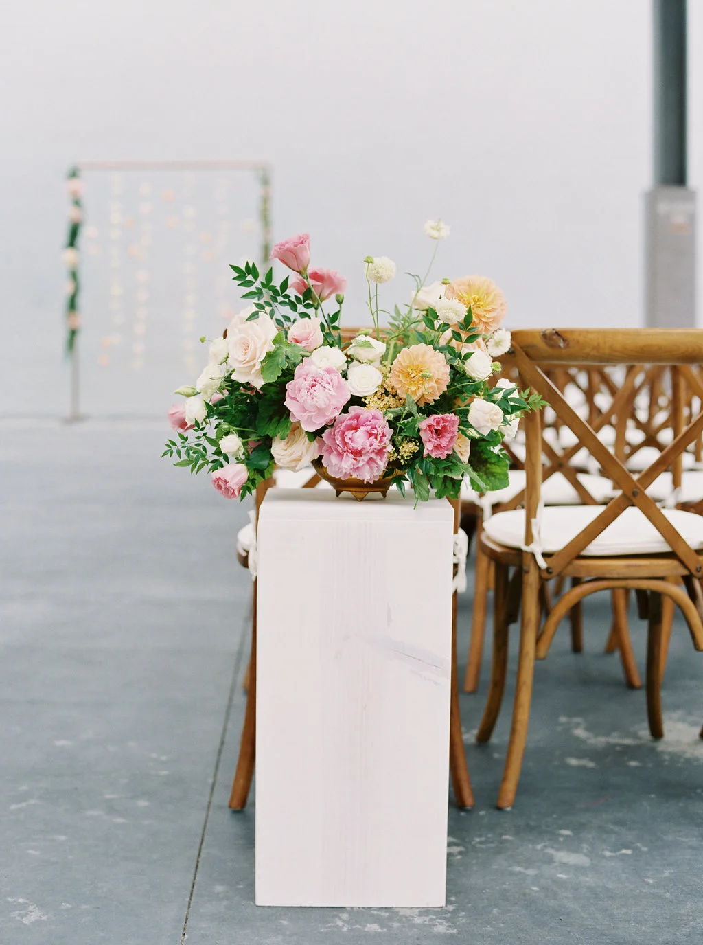 Wedding ceremony pedestal florals | The New Children’s Museum | Compass Floral | Wedding Florist in San Diego and Southern California | Meiwen Wang Photography