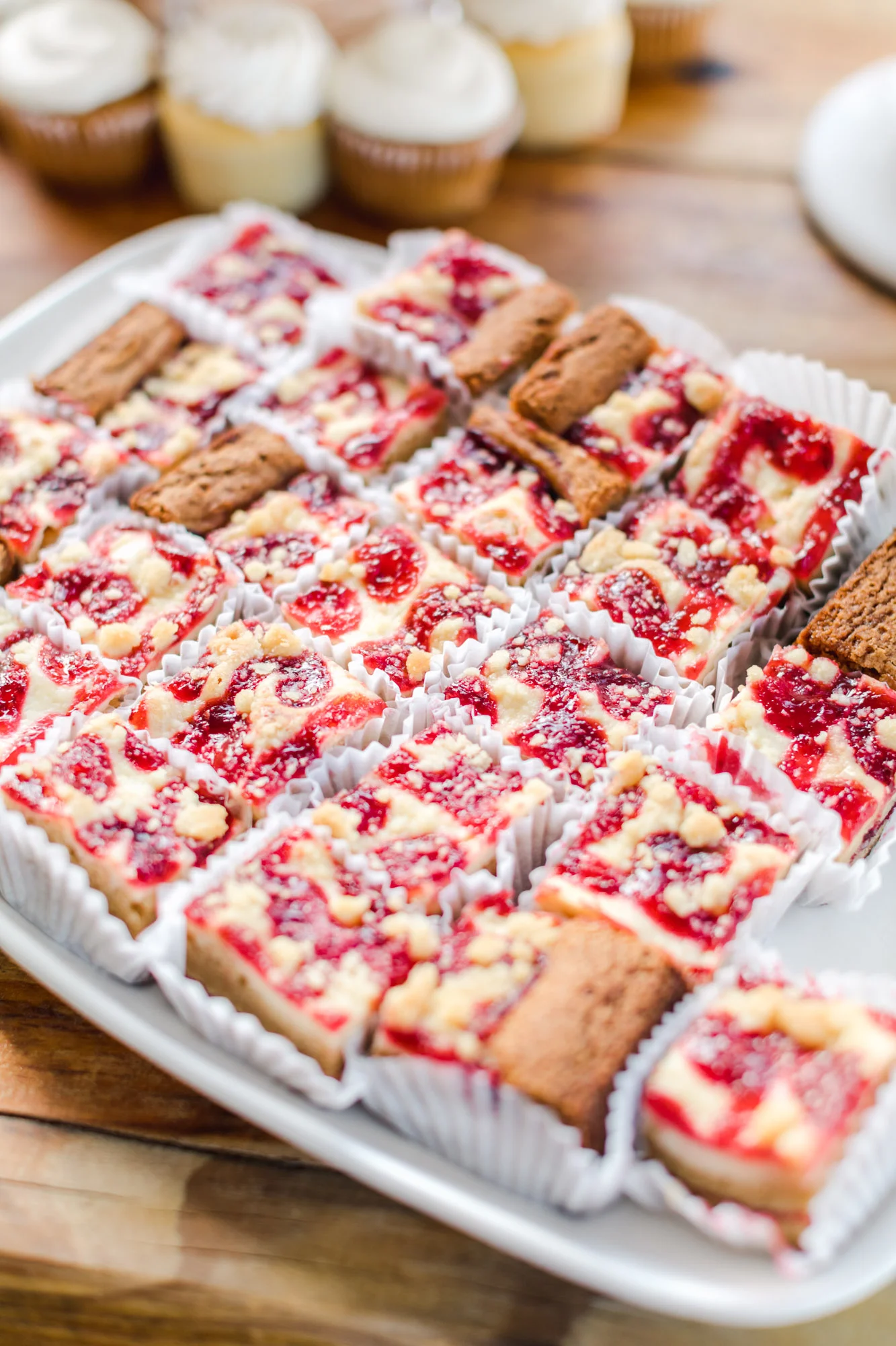 Wedding desserts | The Santaluz Club | Compass Floral | Wedding Florist in San Diego and Southern California | Cavin Elizabeth Photography