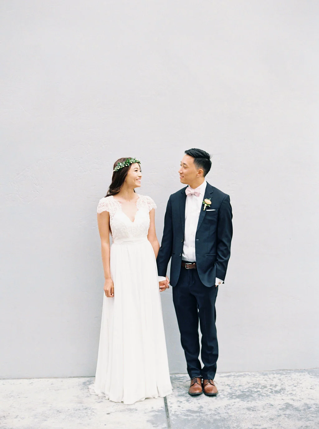 Classic bride and groom portrait photos | The New Children’s Museum | Compass Floral | Wedding Florist in San Diego and Southern California | Meiwen Wang Photography