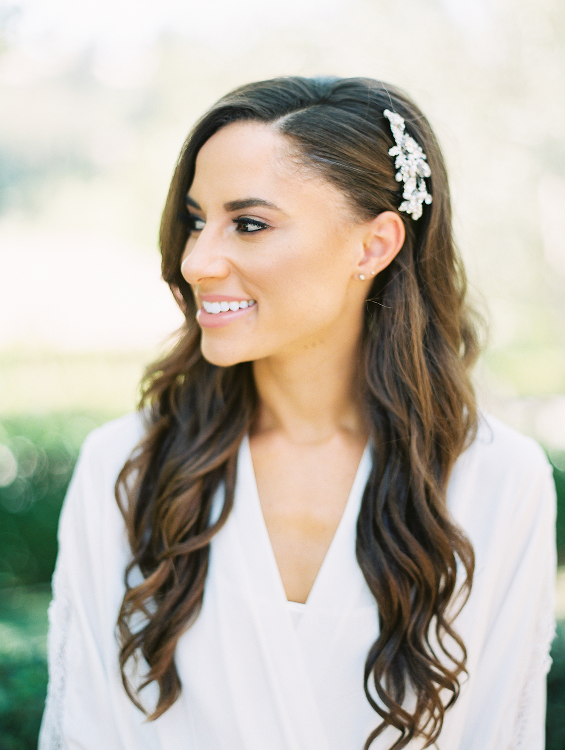 Bridal hair accessory | Rancho Bernardo Inn | Compass Floral | Wedding Florist in San Diego and Southern California | Dear Lovers Photography