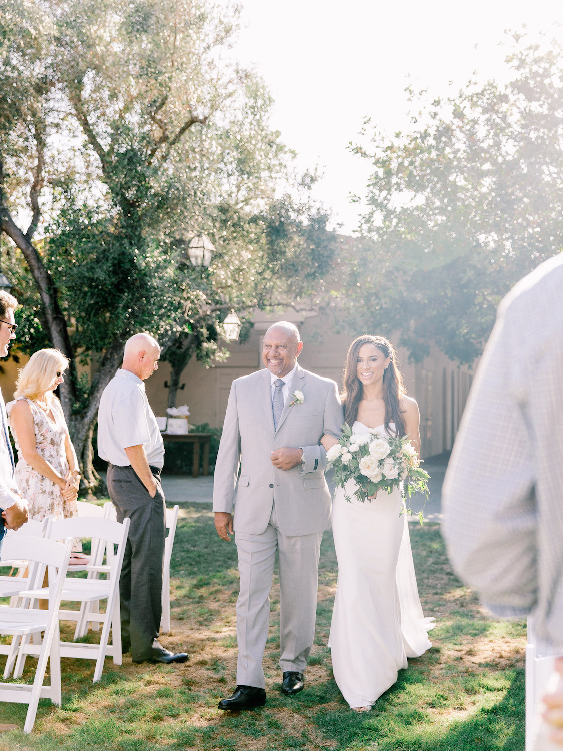 Outdoor garden wedding | Rancho Bernardo Inn | Compass Floral | Wedding Florist in San Diego and Southern California | Dear Lovers Photography