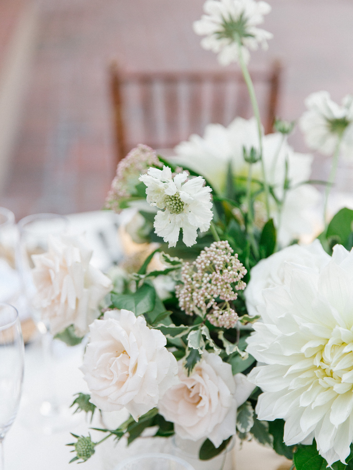 Romantic white dahlia and blush rose wedding centerpiece | Rancho Bernardo Inn | Compass Floral | Wedding Florist in San Diego and Southern California | Dear Lovers Photography