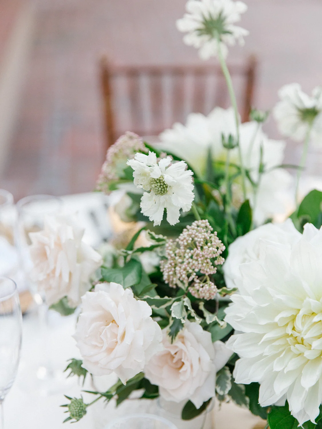 Romantic white dahlia and blush rose wedding centerpiece | Rancho Bernardo Inn | Compass Floral | Wedding Florist in San Diego and Southern California | Dear Lovers Photography