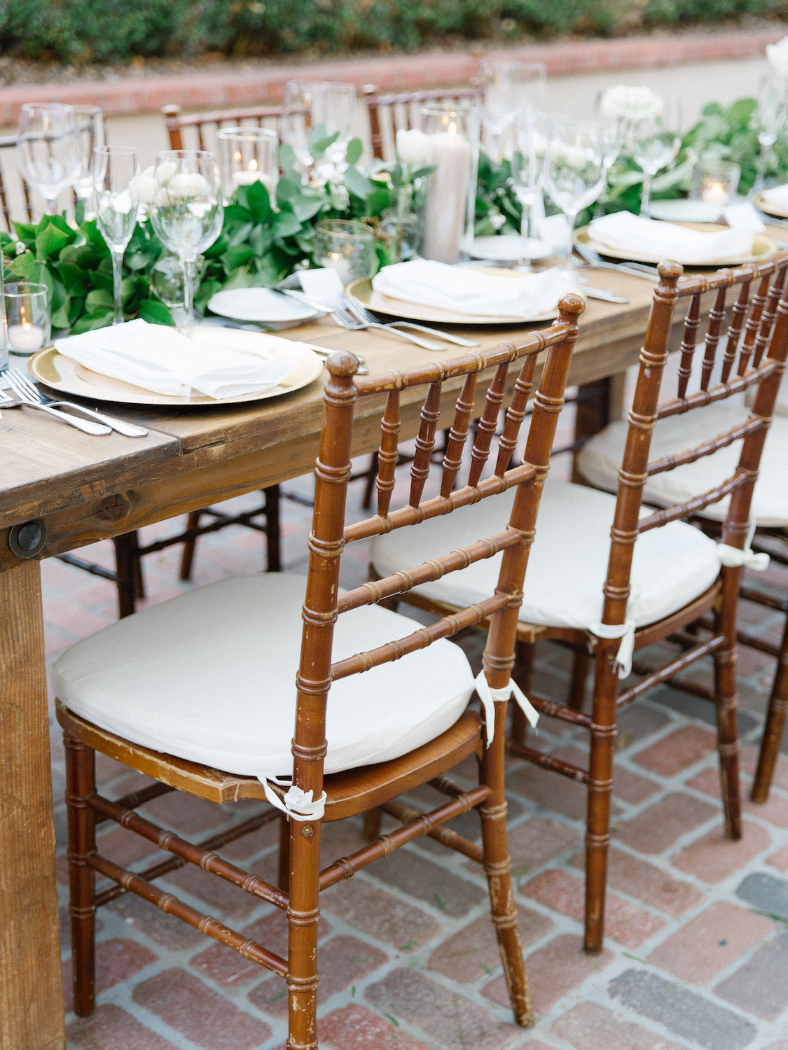 Farm table garland for wedding reception | Rancho Bernardo Inn | Compass Floral | Wedding Florist in San Diego and Southern California | Dear Lovers Photography