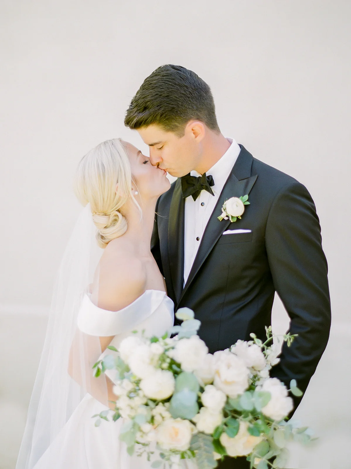 Romantic, black tie wedding. Bride & groom portraits | Rancho Santa Fe Golf Club | Compass Floral | Wedding Florist in San Diego and Southern California | Rachael McCall Photography