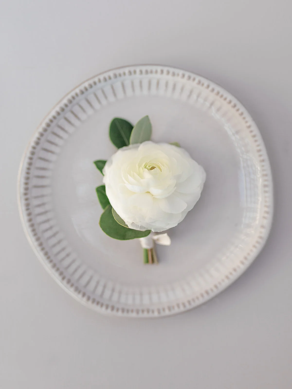 Simple white ranunculus boutonniere | Rancho Santa Fe Golf Club | Compass Floral | Wedding Florist in San Diego and Southern California | Rachael McCall Photography