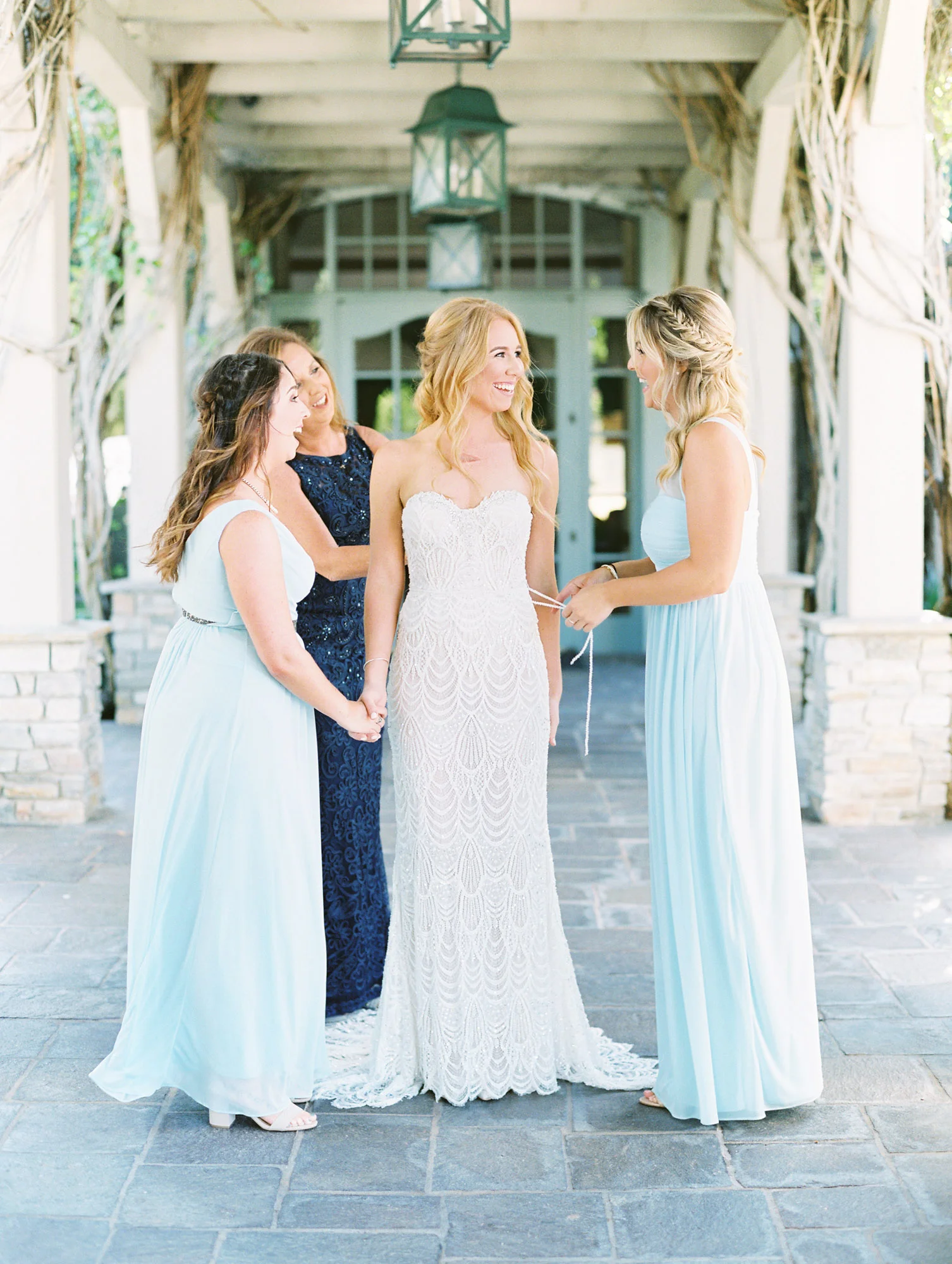 Ice blue bridesmaid dresses | Del Mar Country Club | Compass Floral | Wedding Florist in San Diego and Southern California | Cavin Elizabeth Photography