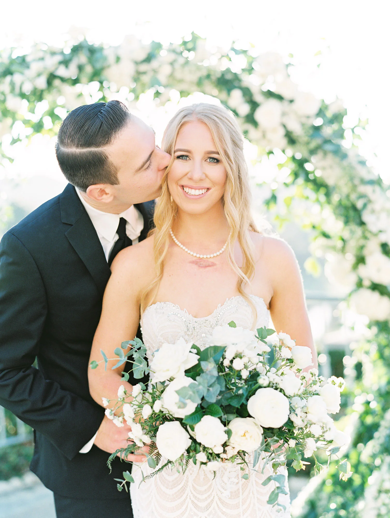 Outdoor, black tie San Diego Wedding | Del Mar Country Club | Compass Floral | Wedding Florist in San Diego and Southern California | Cavin Elizabeth Photography