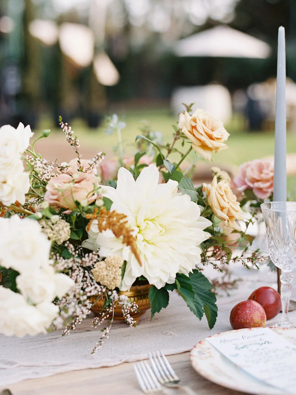 Garden romantic wedding centerpiece | Ojai Valley Inn | Compass Floral | Wedding Florist in San Diego and Southern California | Ryan Ray Photography