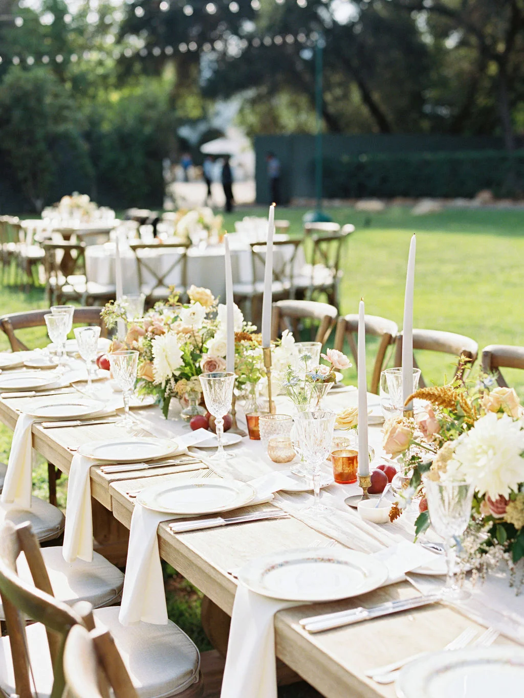 Outdoor, garden romantic wedding | Ojai Valley Inn | Compass Floral | Wedding Florist in San Diego and Southern California | Ryan Ray Photography