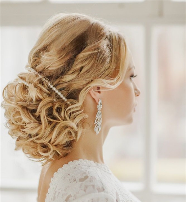 TRENDSETTERS HAIR Wedding party hair salon + spa. Appointments: 262-763-9052