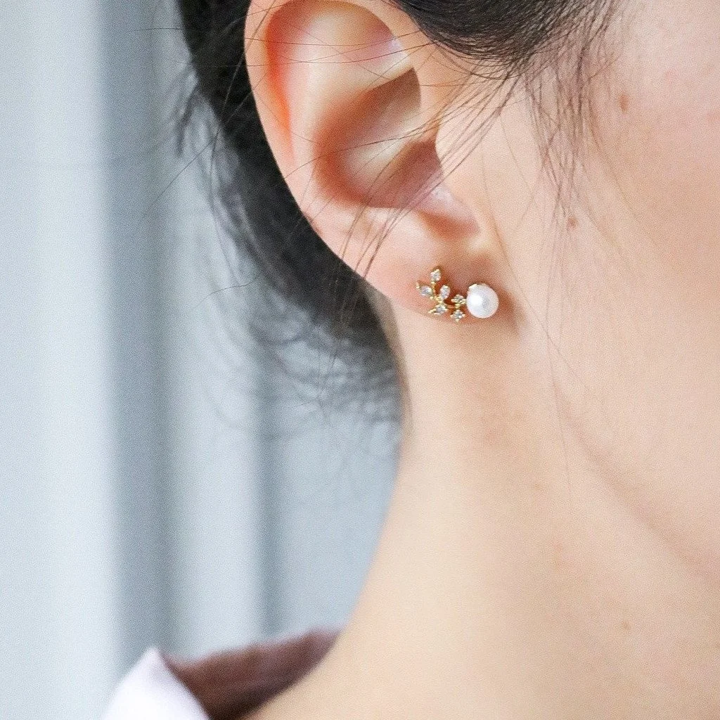 Crystal Leaf Ear Climber.jpg