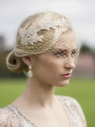 4084V Metallic Gold French Netting Bandeau Bridal Veil.jpg