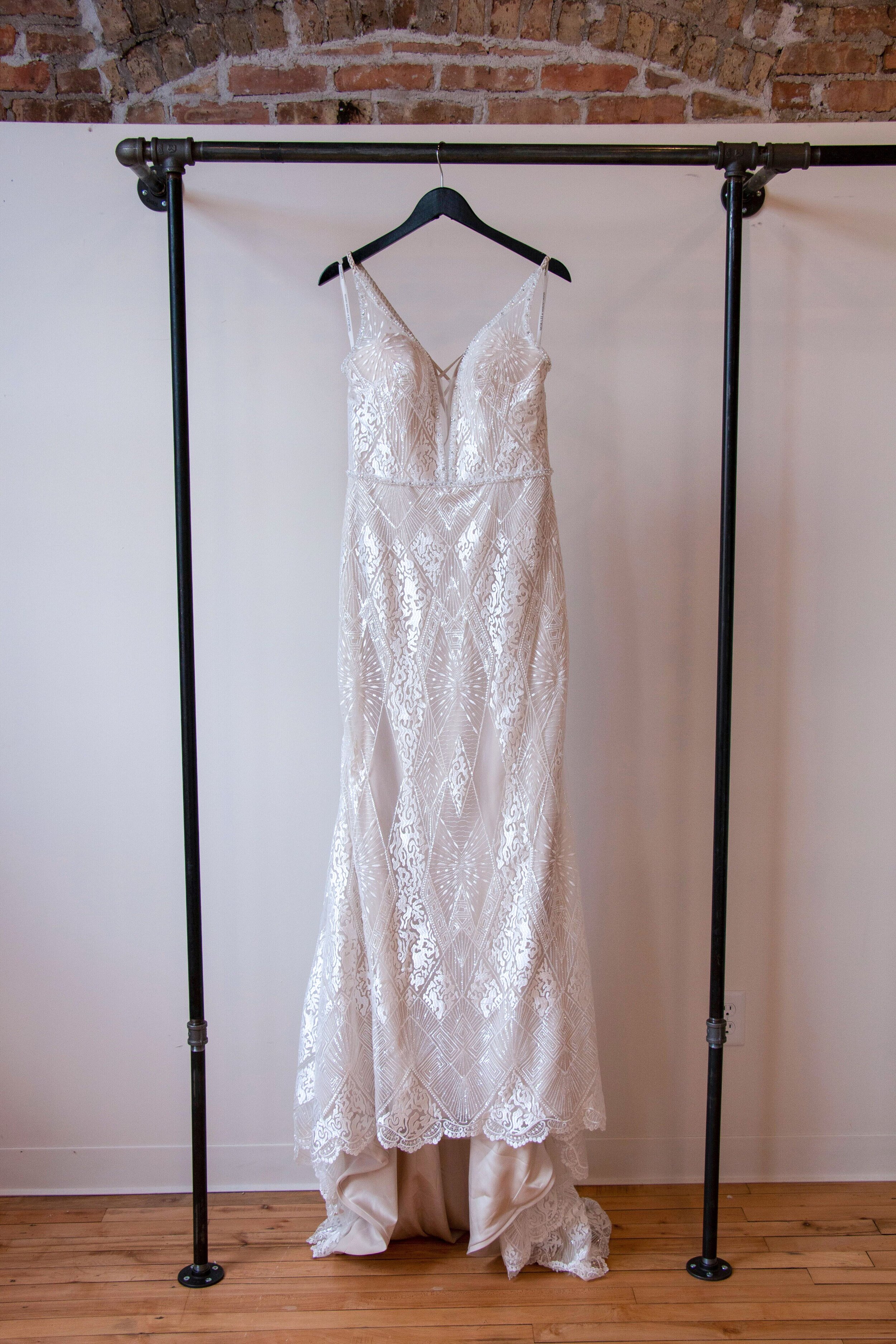 8201 - Front.jpeg