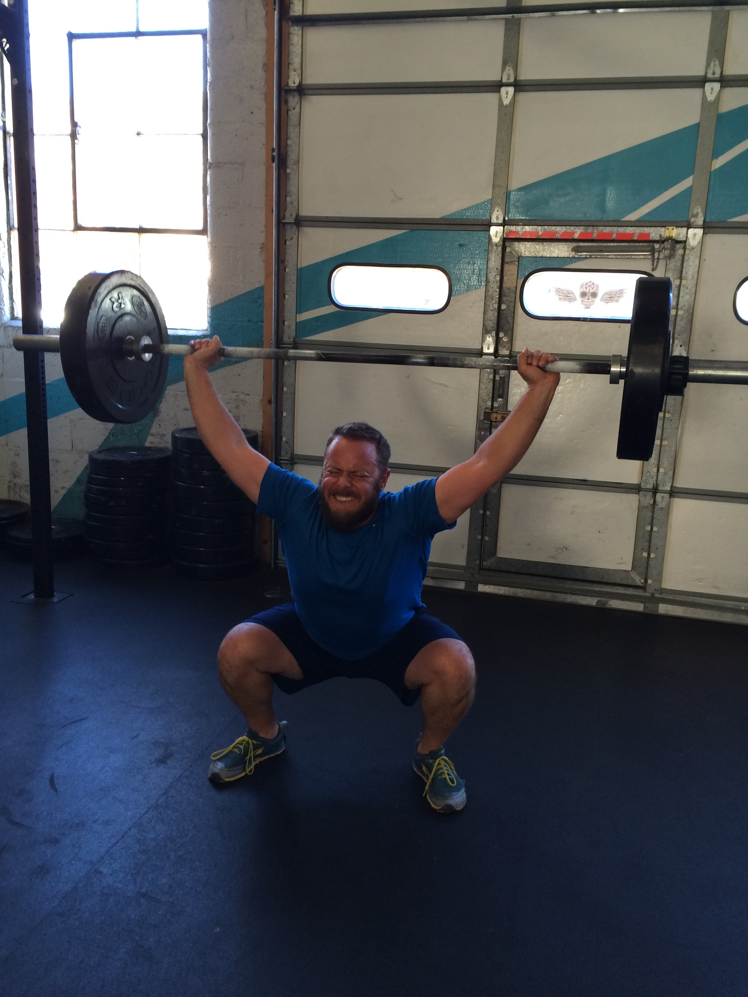 Robin throwing down some serious snatches this week.