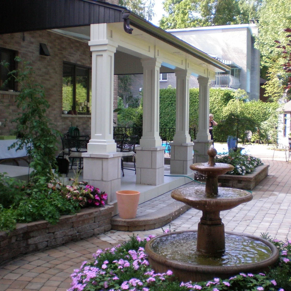 AGRANDISSEMENT DE LA TERRASSE  -  TERRACE EXTENSION