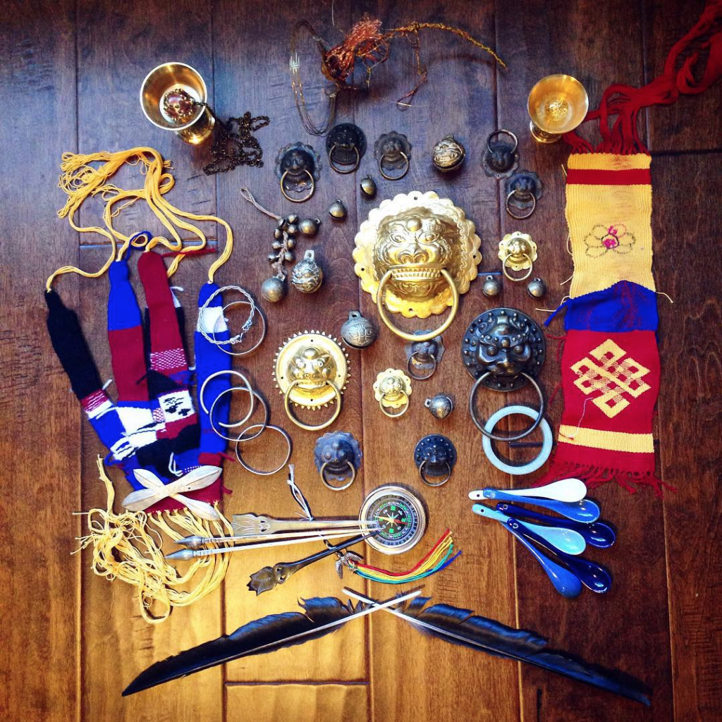 Assemblage and photo by Dava Frog Wing ( https://www.instagram.com/theparhelia/ )