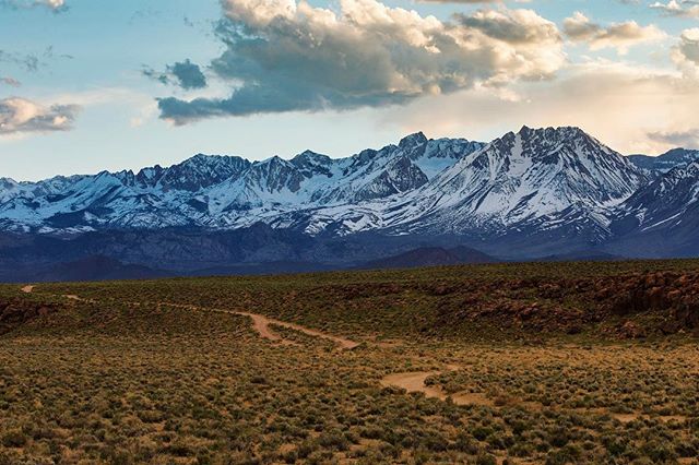 I’ll miss these dirt roads... but I can’t wait to get back to my WY dirt roads. Today we start the long journey back, with a few fun pit stops along the way. #nomadlife #ontheroad