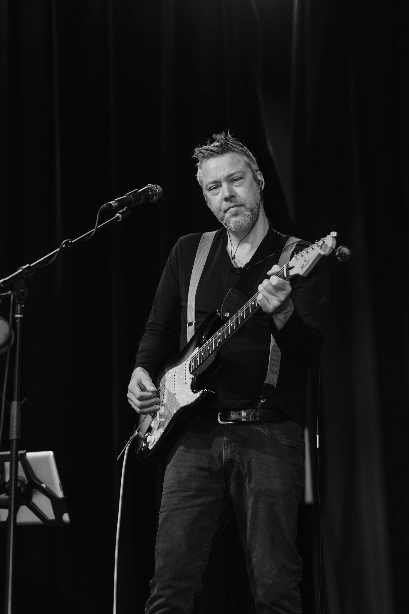 Gabe - Patio Session