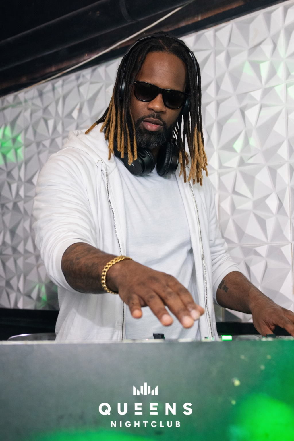 Easter Thursday! DJ KAOS 