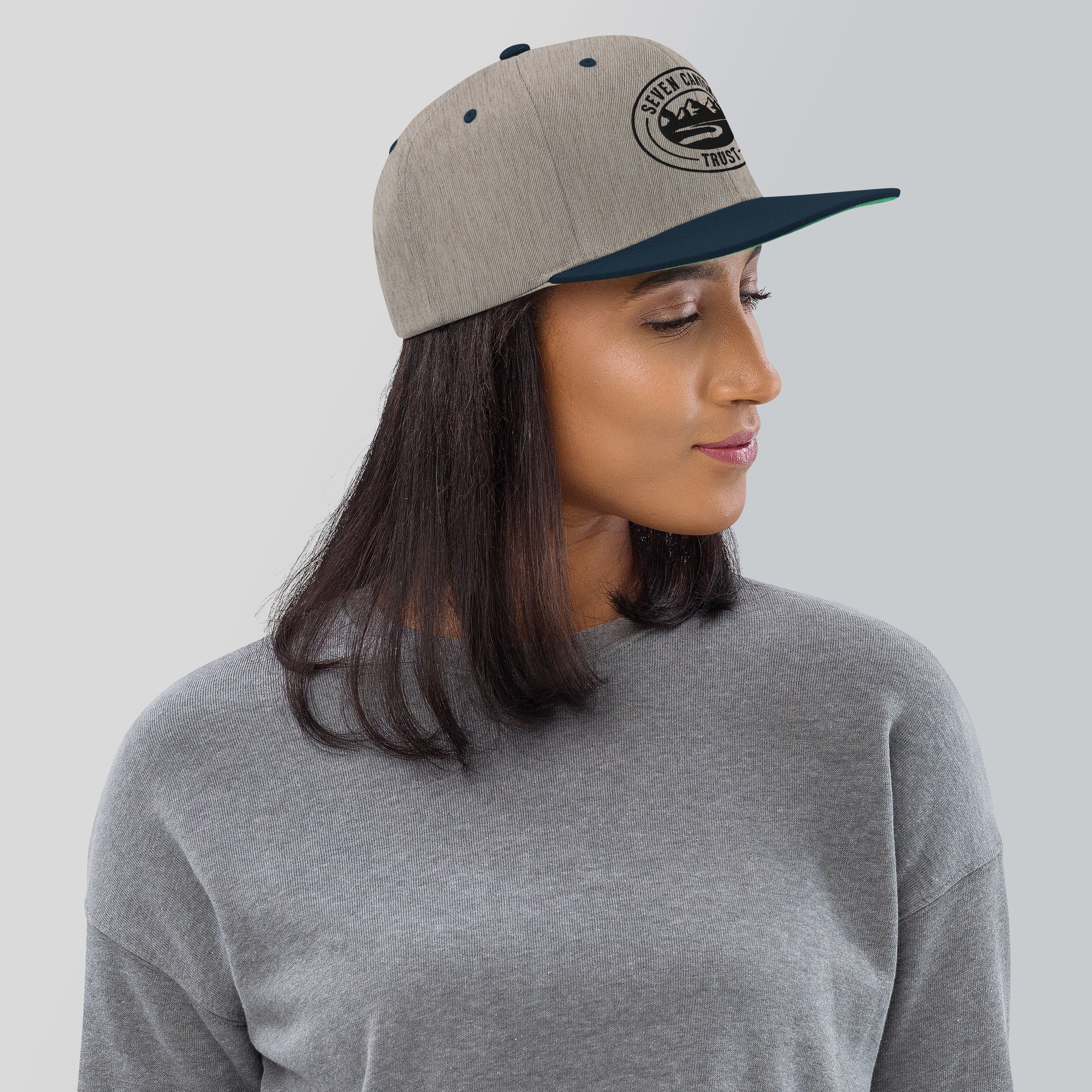 classic-snapback-heather-grey-navy-right-side-68795e1ab34ce.jpg