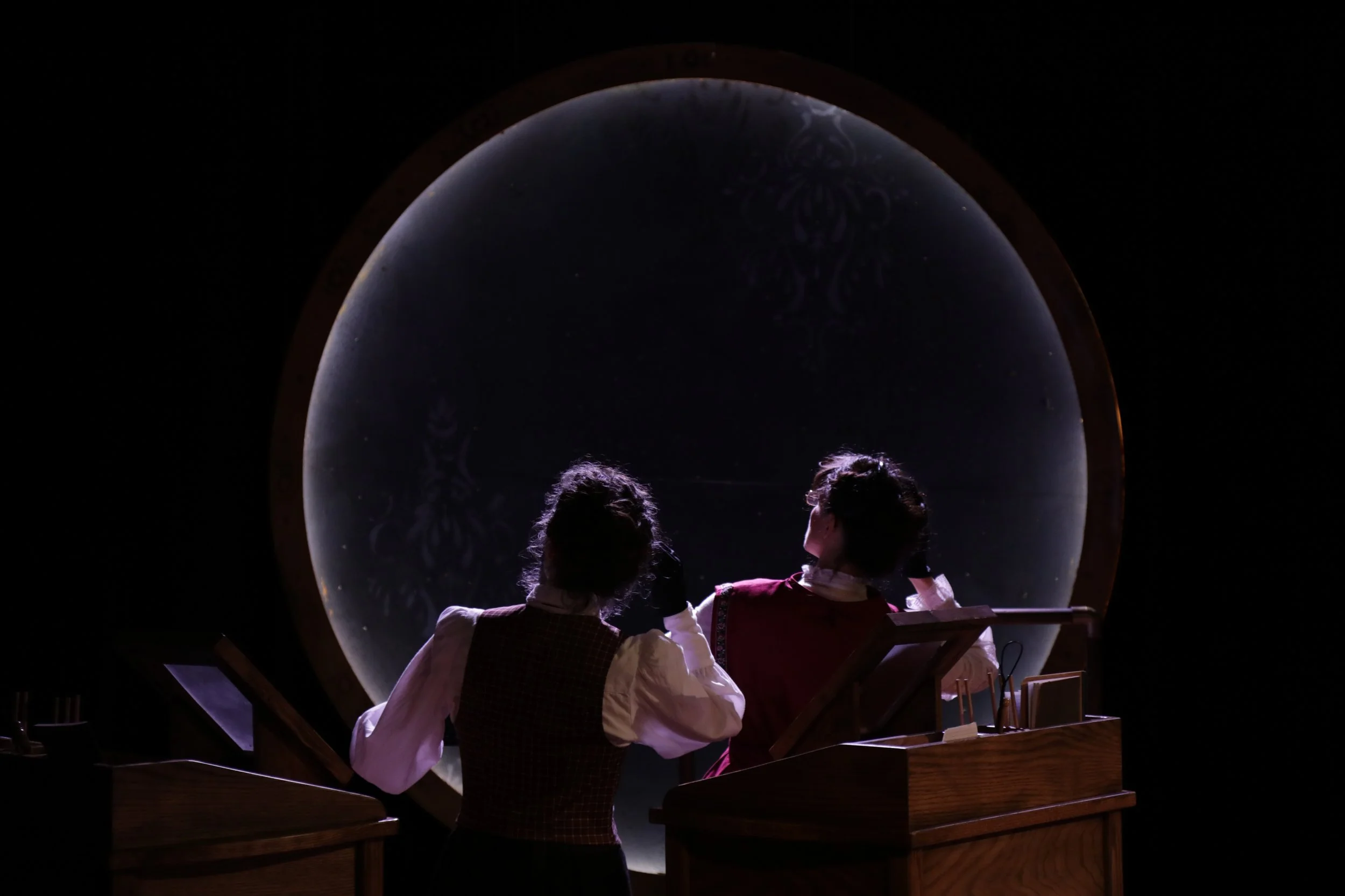 Sisters in stargazing 