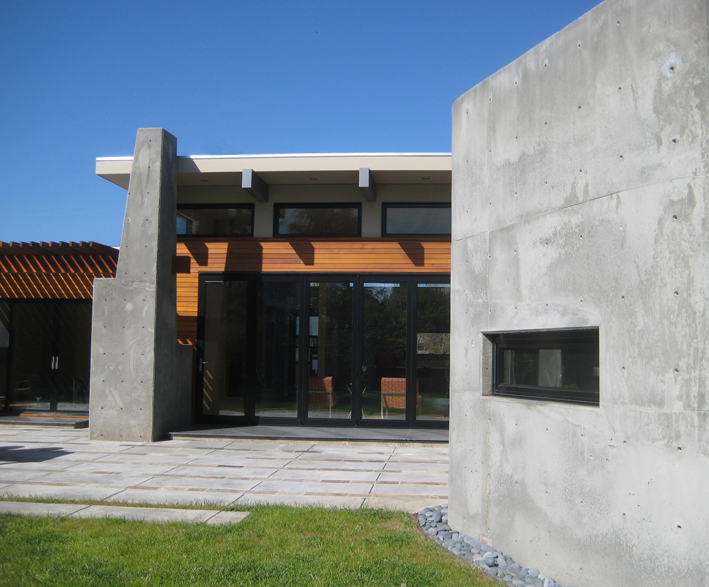 315 along RR wall.jpg